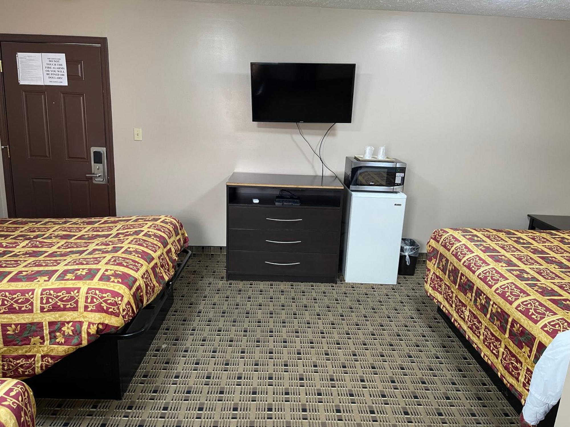 Economy Inn & Suites Ashtabula Ngoại thất bức ảnh