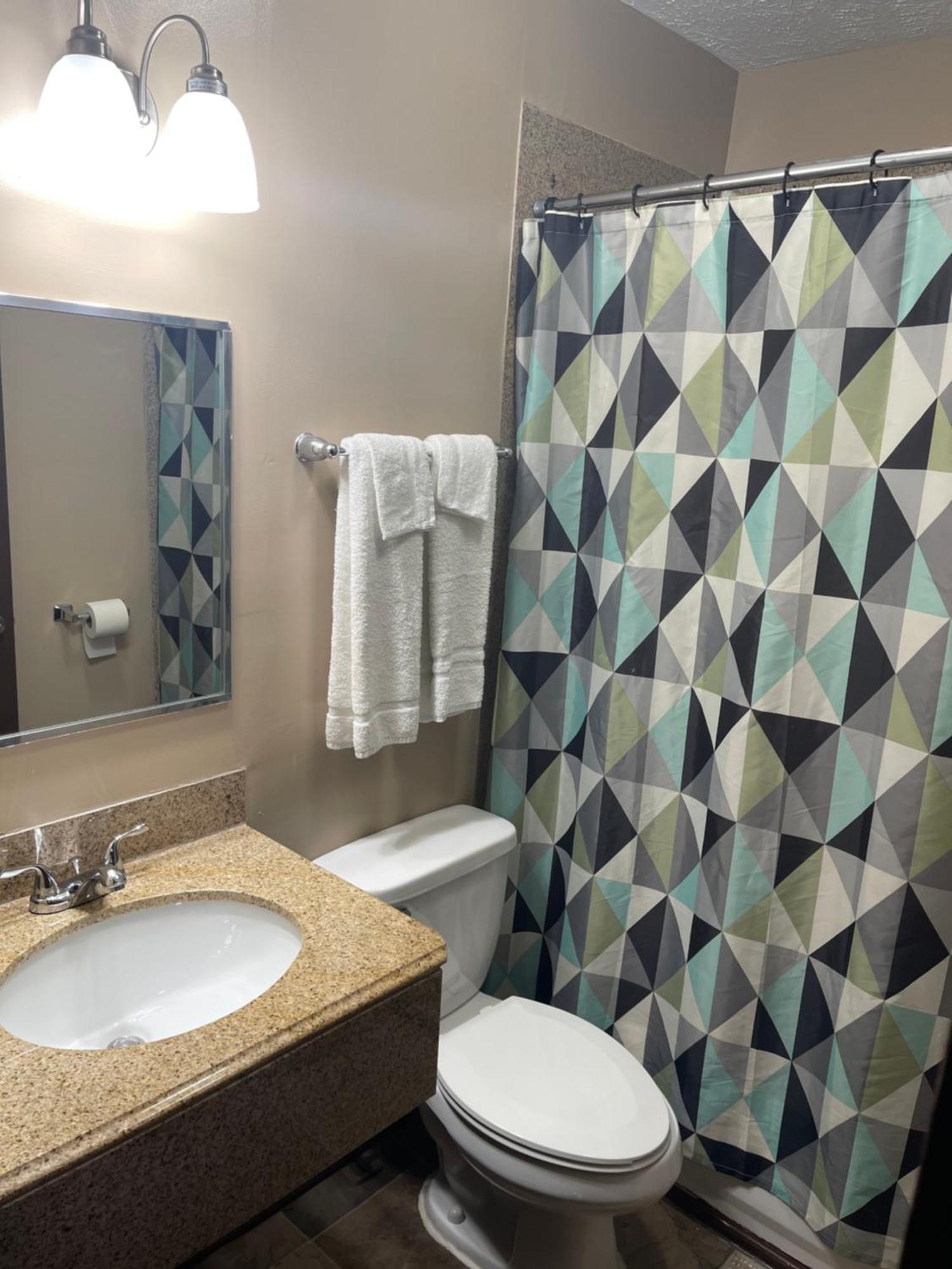 Economy Inn & Suites Ashtabula Ngoại thất bức ảnh