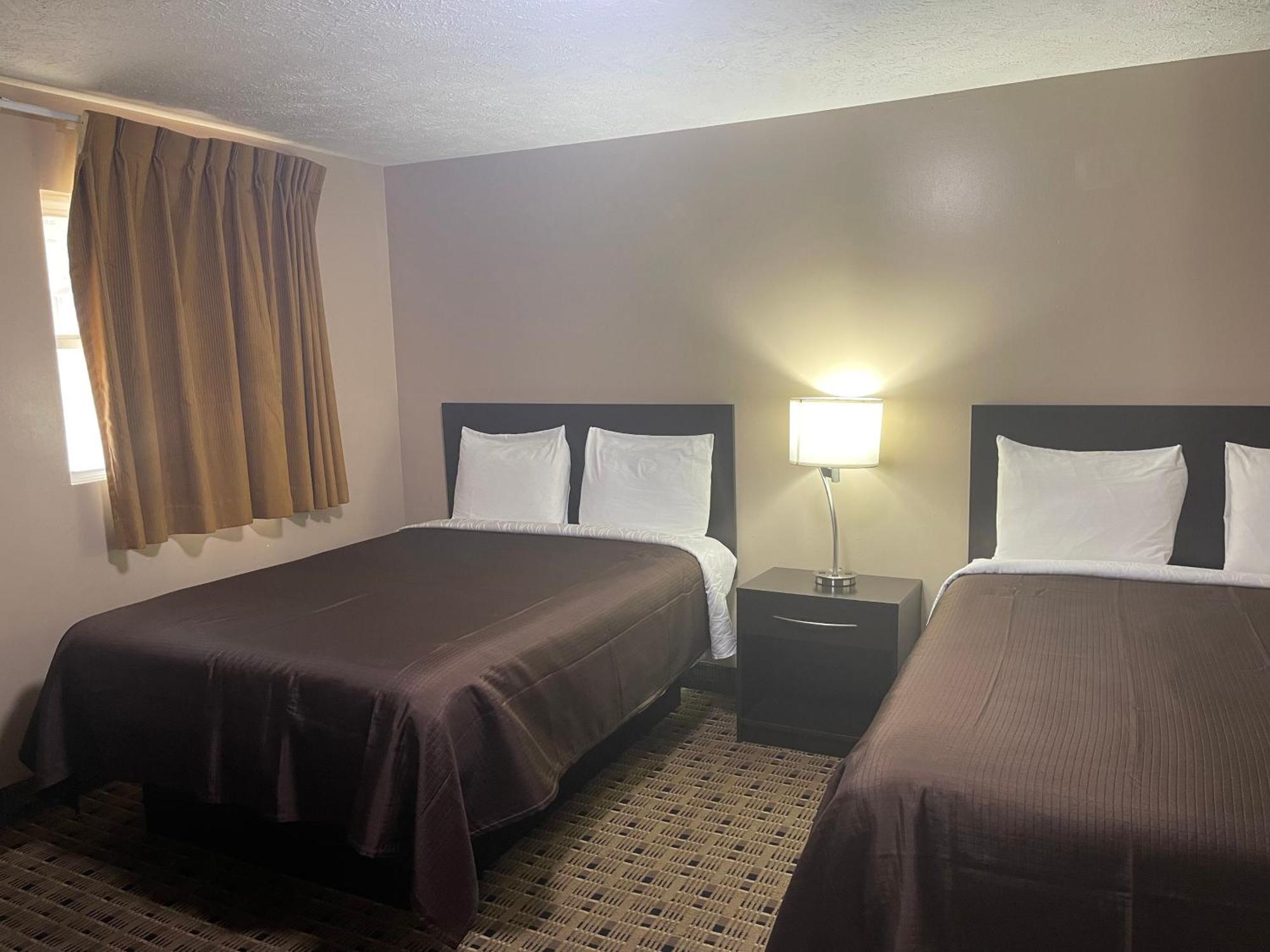 Economy Inn & Suites Ashtabula Ngoại thất bức ảnh